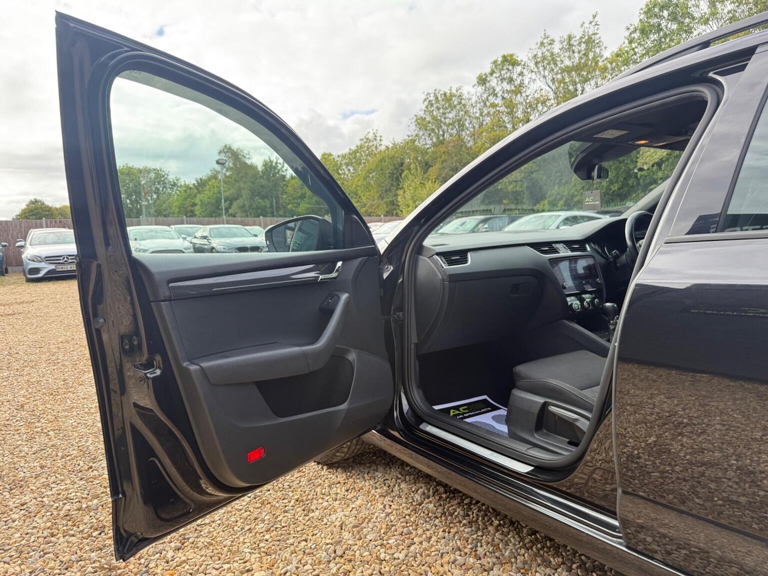 Used Skoda Octavia 2017 for sale - 77464780: Photo 39