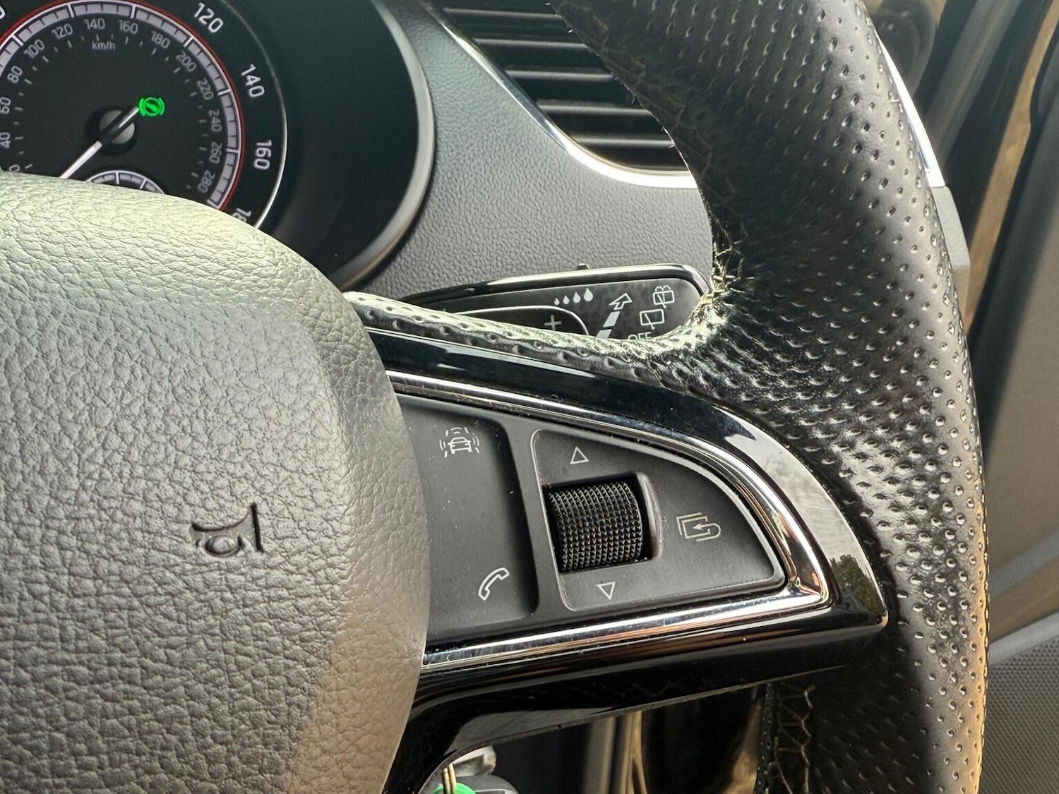 Used Skoda Octavia 2017 for sale - 77464780: Photo 54