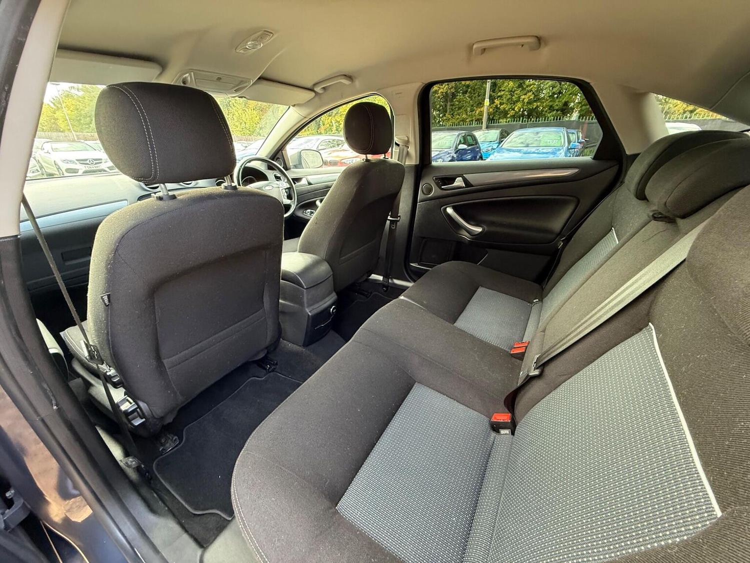 Used Ford Mondeo 2012 for sale - 76293151: Photo 34