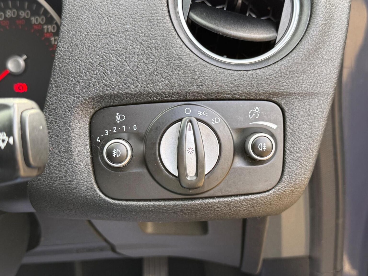 Used Ford Mondeo 2012 for sale - 76293151: Photo 46