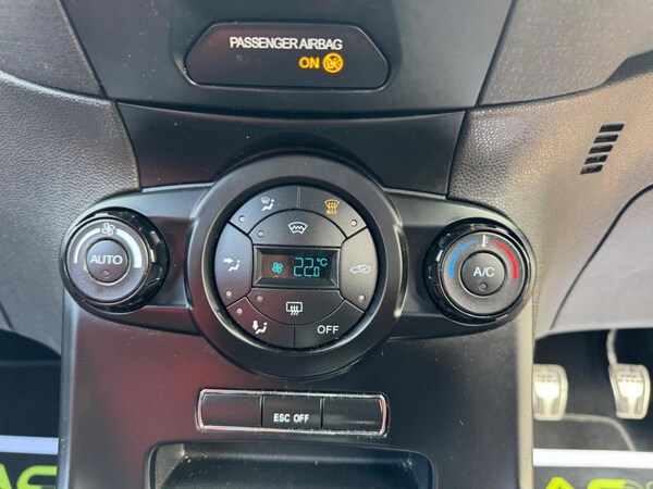 Used Ford Fiesta 2014 for sale - 74671120: Photo 39