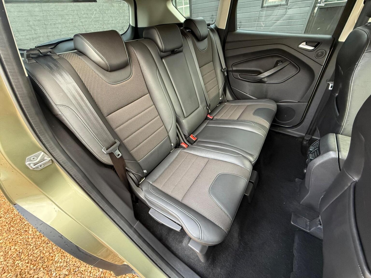 Used Ford Kuga 2015 for sale - 76687215: Photo 26