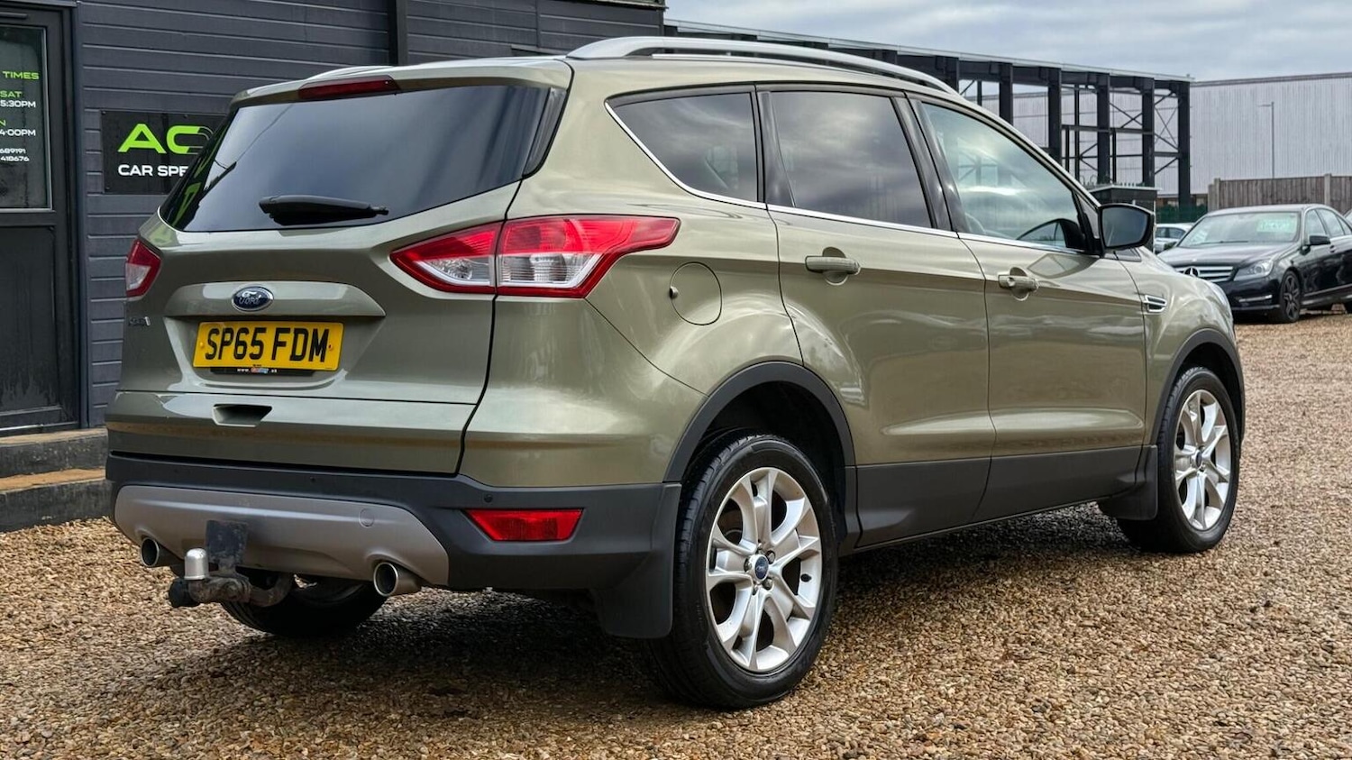 Used Ford Kuga 2015 for sale - 76687215: Photo 3