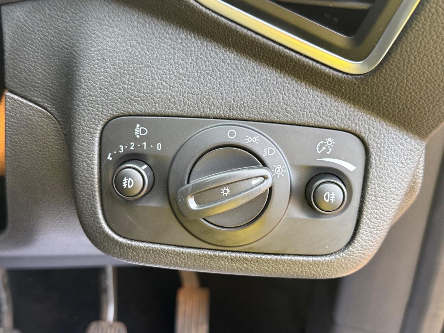 Used Ford Kuga 2015 for sale - 76687215: Photo 49