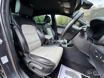 Used Kia Sportage 2018 for sale - 79542102: Photo