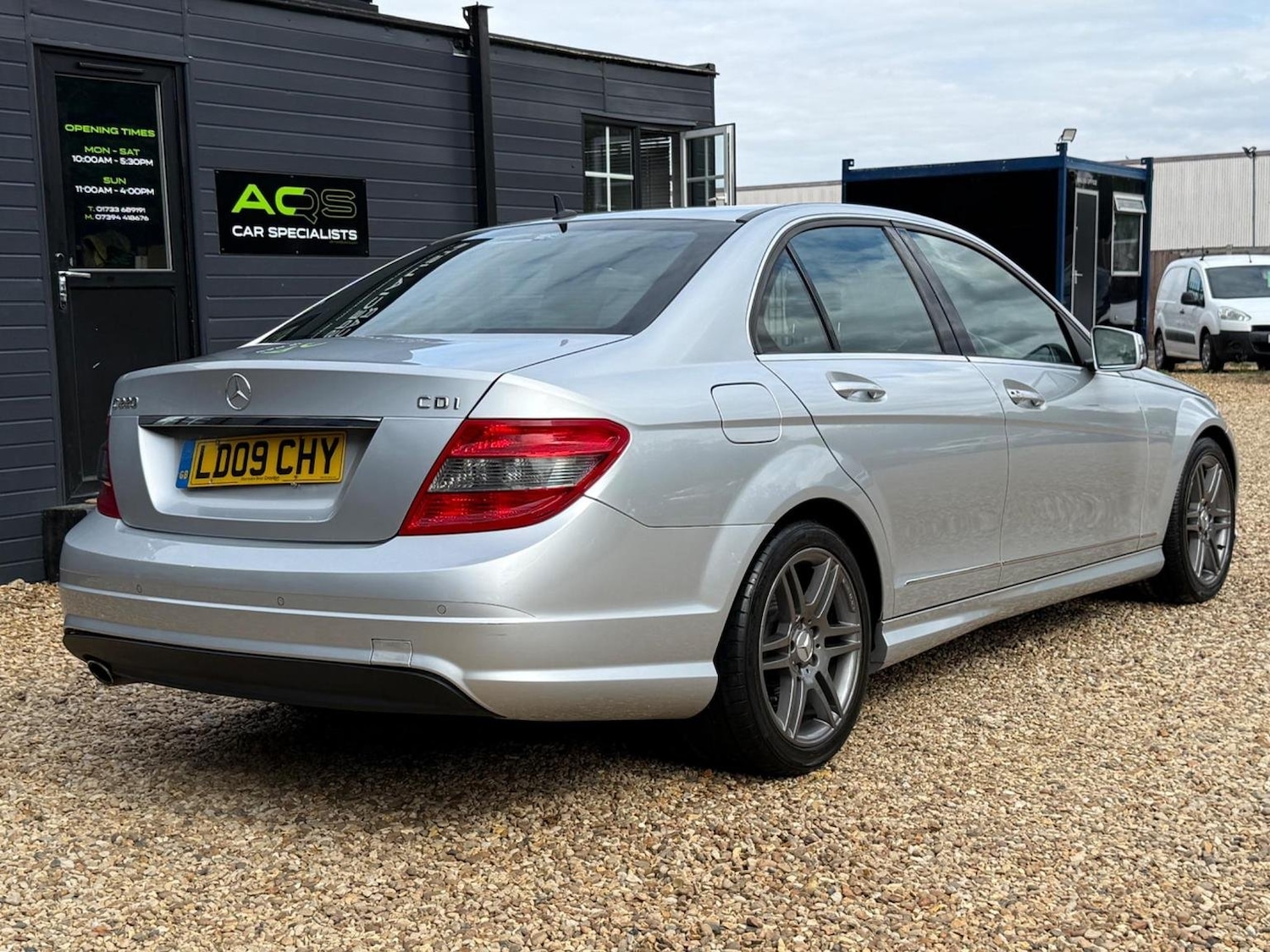 Used Mercedes-Benz C Class 2009 for sale - 76793088: Photo 3