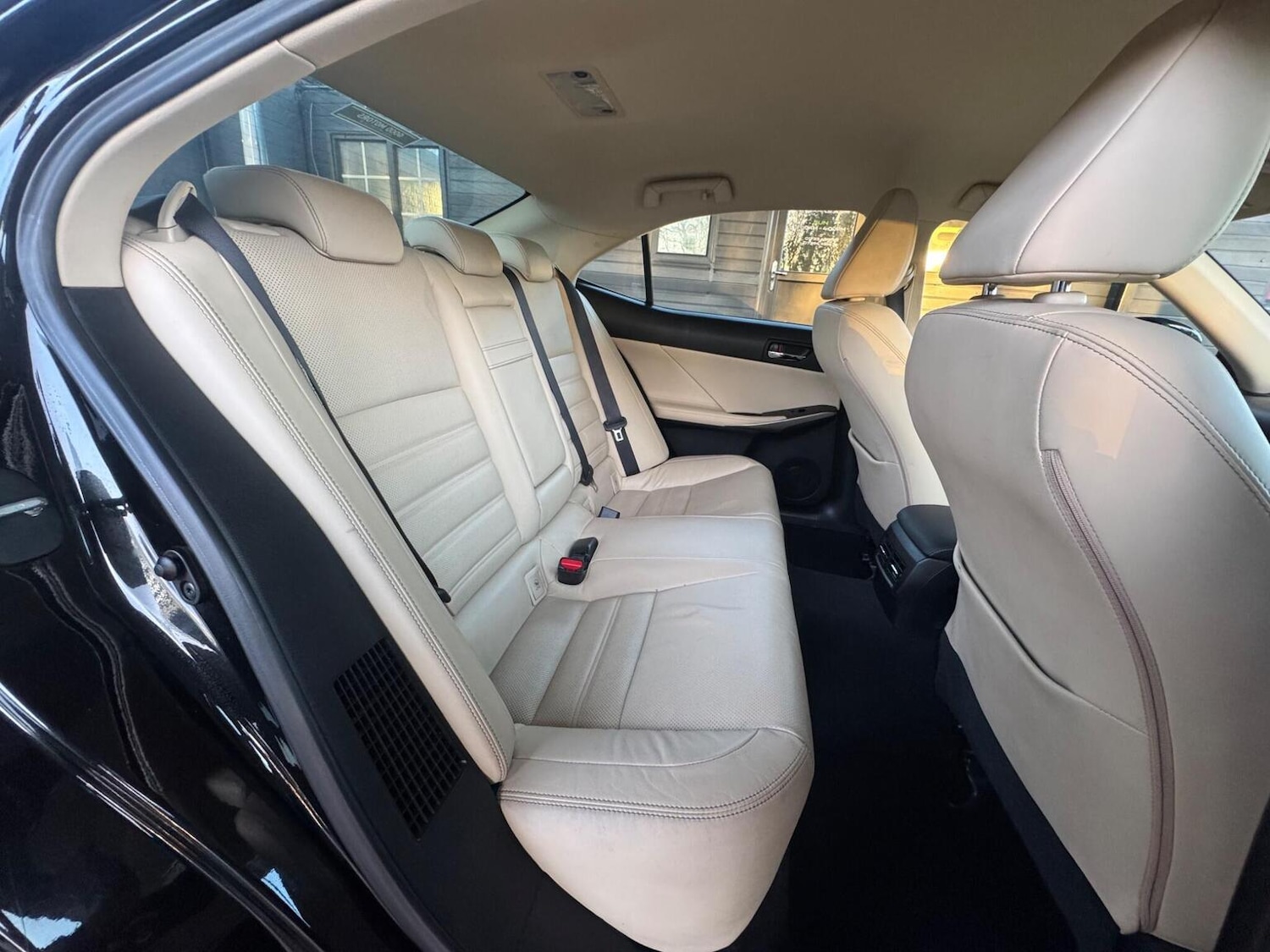 Used Lexus IS 2016 for sale - 76536706: Photo 25