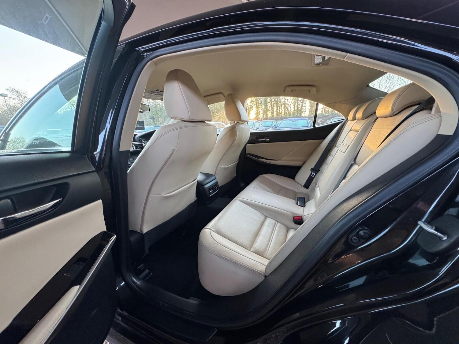 Used Lexus IS 2016 for sale - 76536706: Photo 30