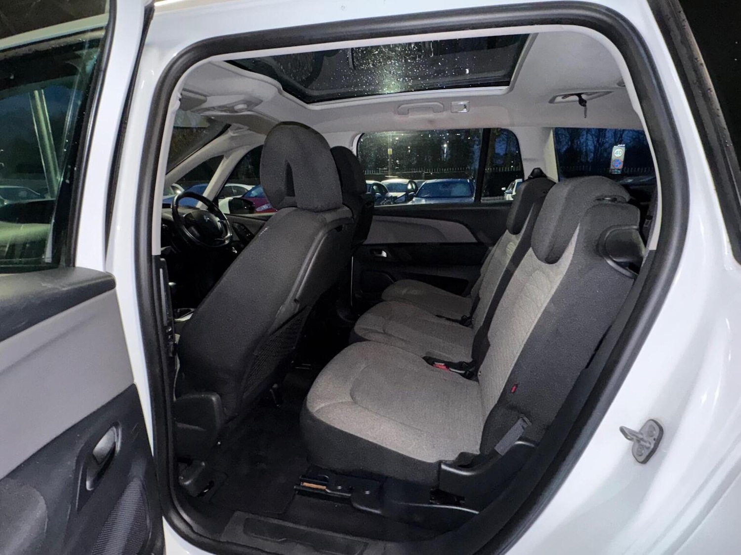 Used Citroen C4 Grand Picasso 2015 for sale - 77357313: Photo 27