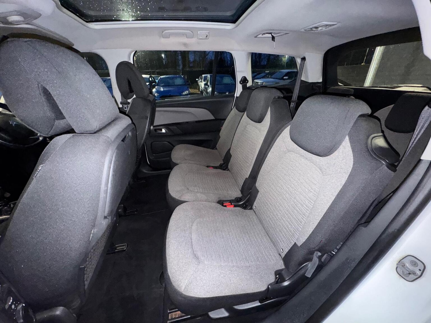 Used Citroen C4 Grand Picasso 2015 for sale - 77357313: Photo 28