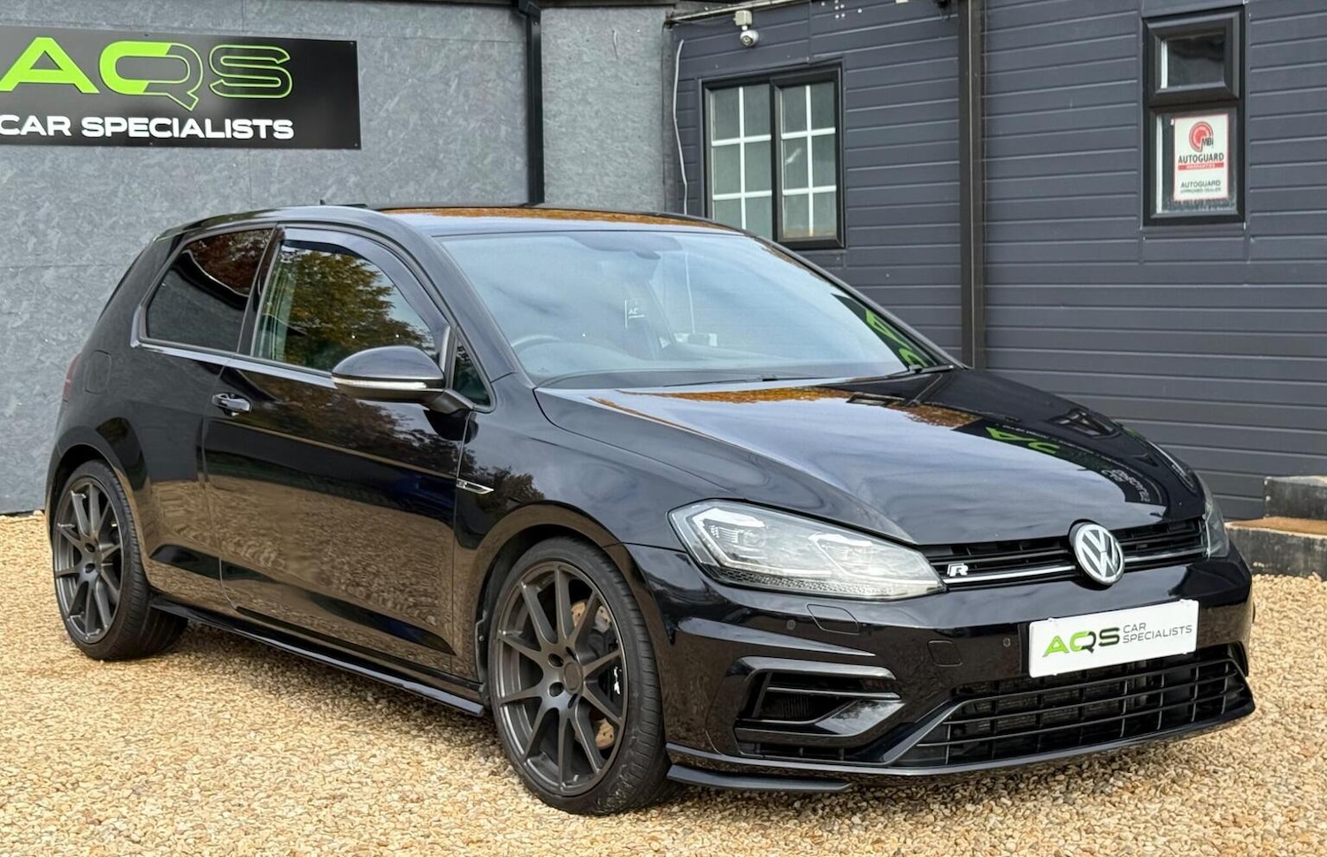 Used Volkswagen Golf 2017 for sale - 77464724: Photo 4