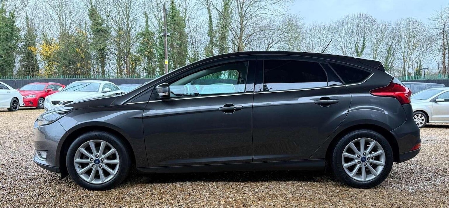 Used Ford Focus 2017 for sale - 77595269: Photo 8