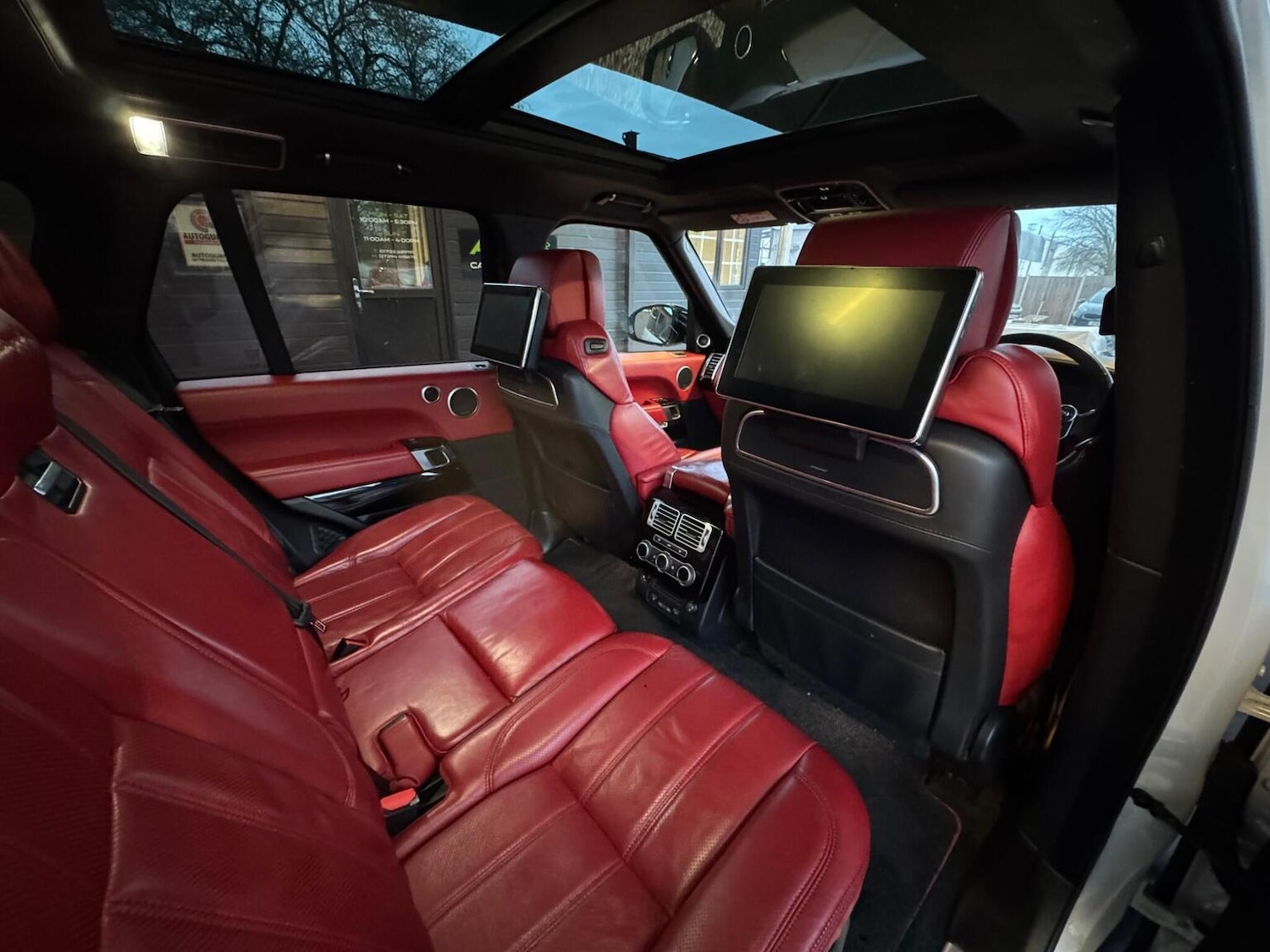 Used Land Rover Range Rover 2017 for sale - 77363636: Photo 25