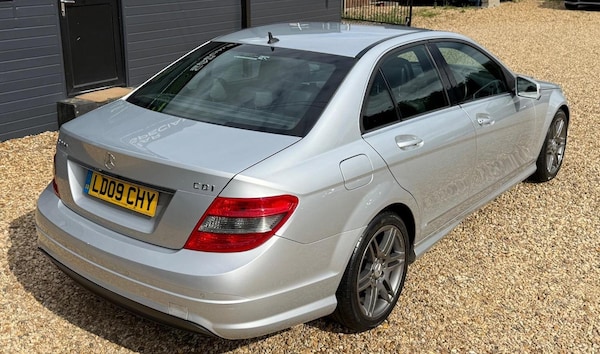 Used Mercedes-Benz C-Class 2009 for sale - 75282767: Photo 15