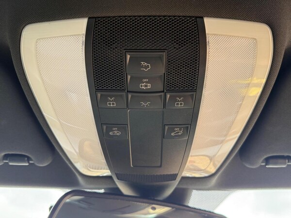 Used Mercedes-Benz C-Class 2009 for sale - 75282767: Photo 44
