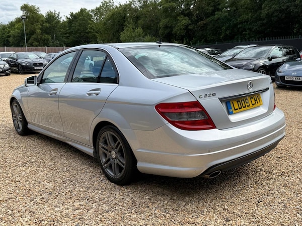 Used Mercedes-Benz C-Class 2009 for sale - 75282767: Photo 7