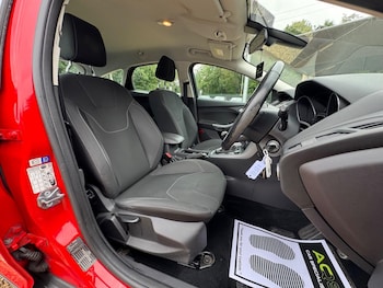 Used Ford Focus 2015 for sale - 79261042: Photo