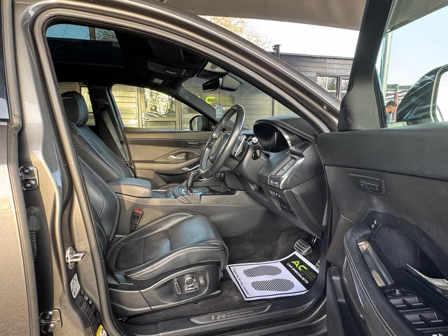 Used Jaguar E-Pace 2018 for sale - 77721221: Photo 24