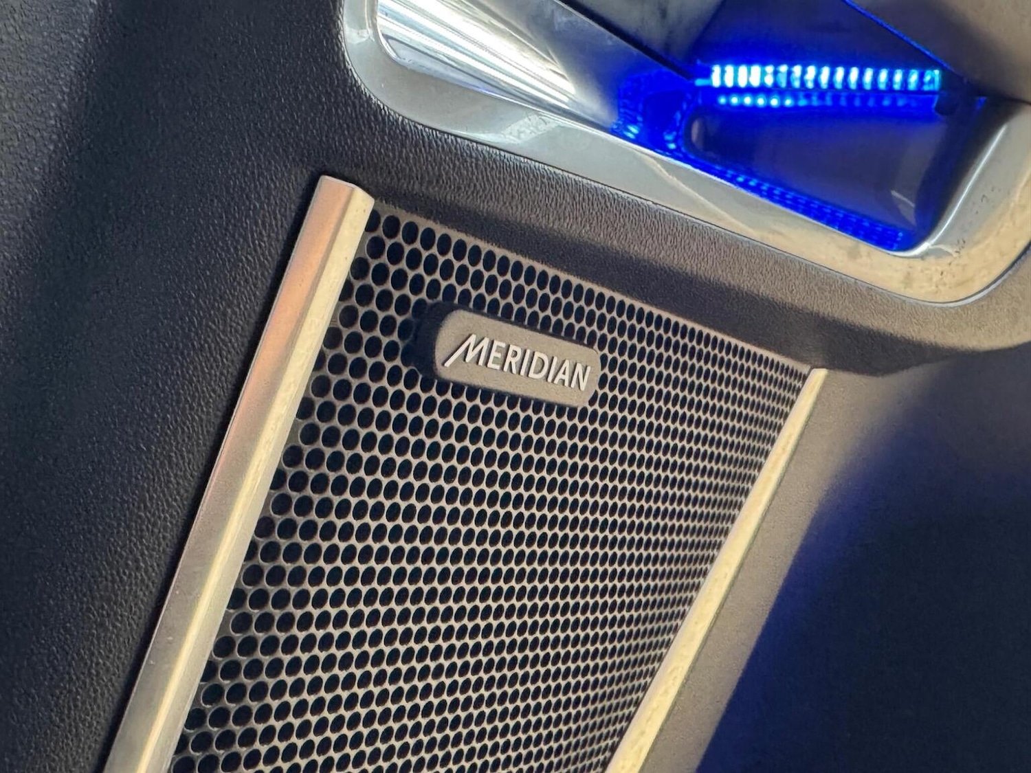 Used Jaguar E-Pace 2018 for sale - 77721221: Photo 40