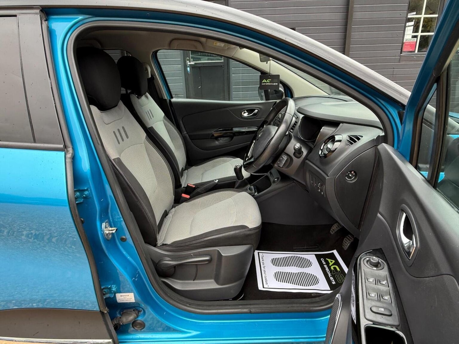 Used Renault Captur 2014 for sale - 76793080: Photo 14