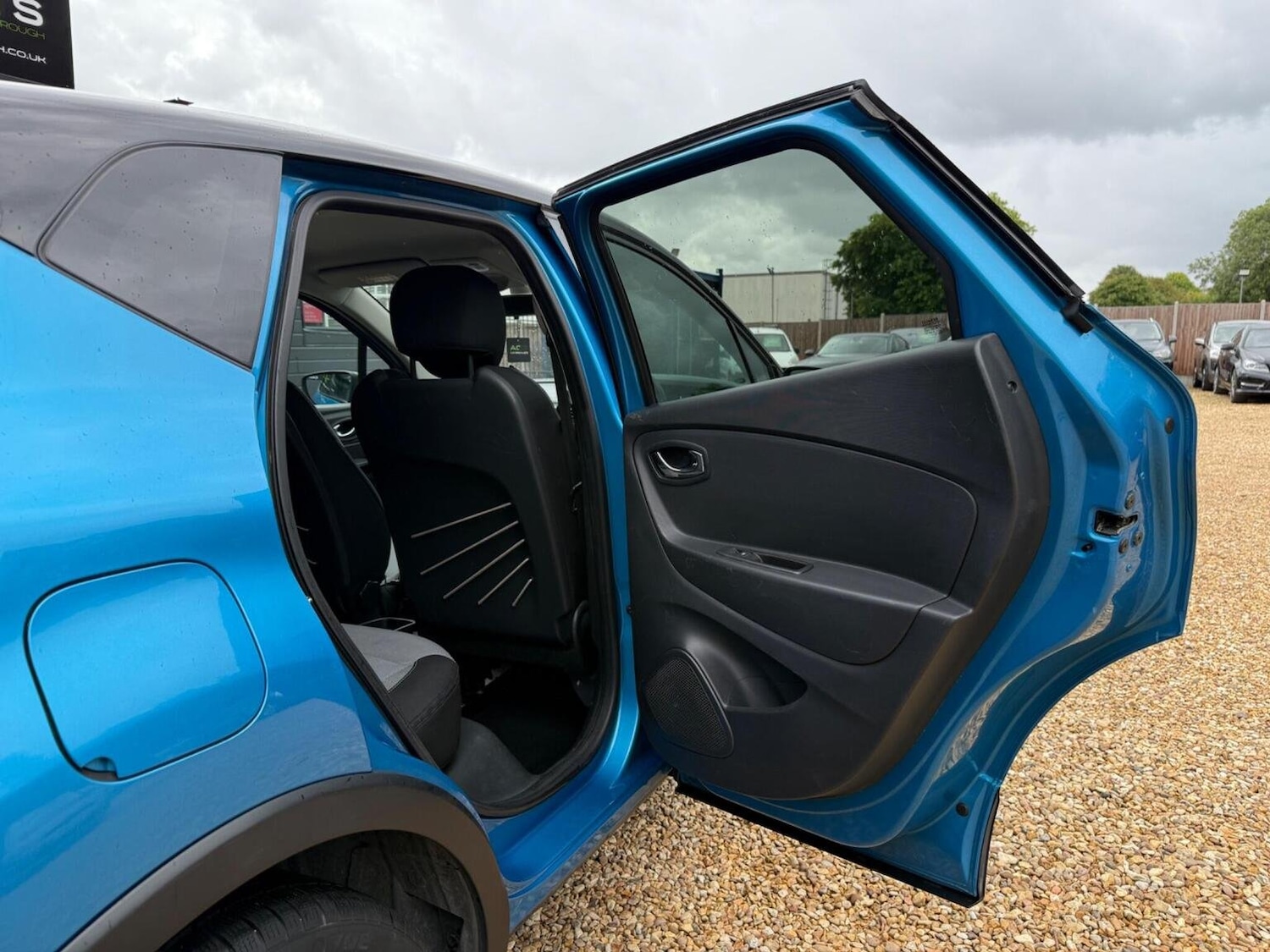 Used Renault Captur 2014 for sale - 76793080: Photo 17