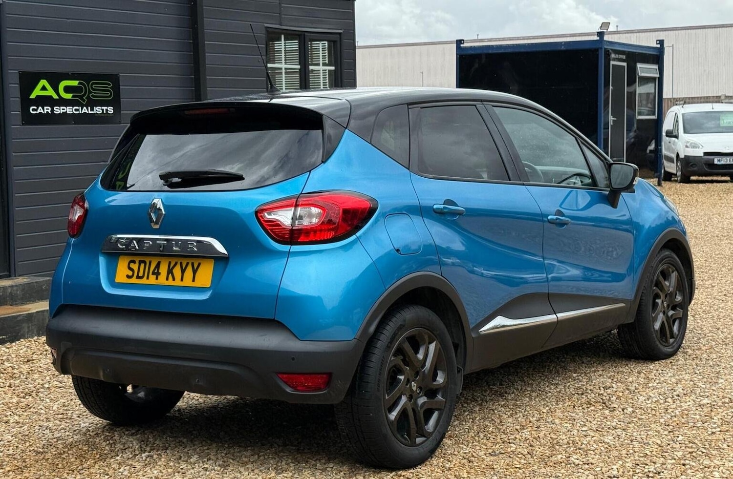 Used Renault Captur 2014 for sale - 76793080: Photo 3