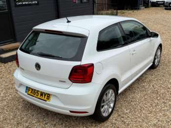Used Volkswagen Polo 2015 for sale - 75338000: Photo