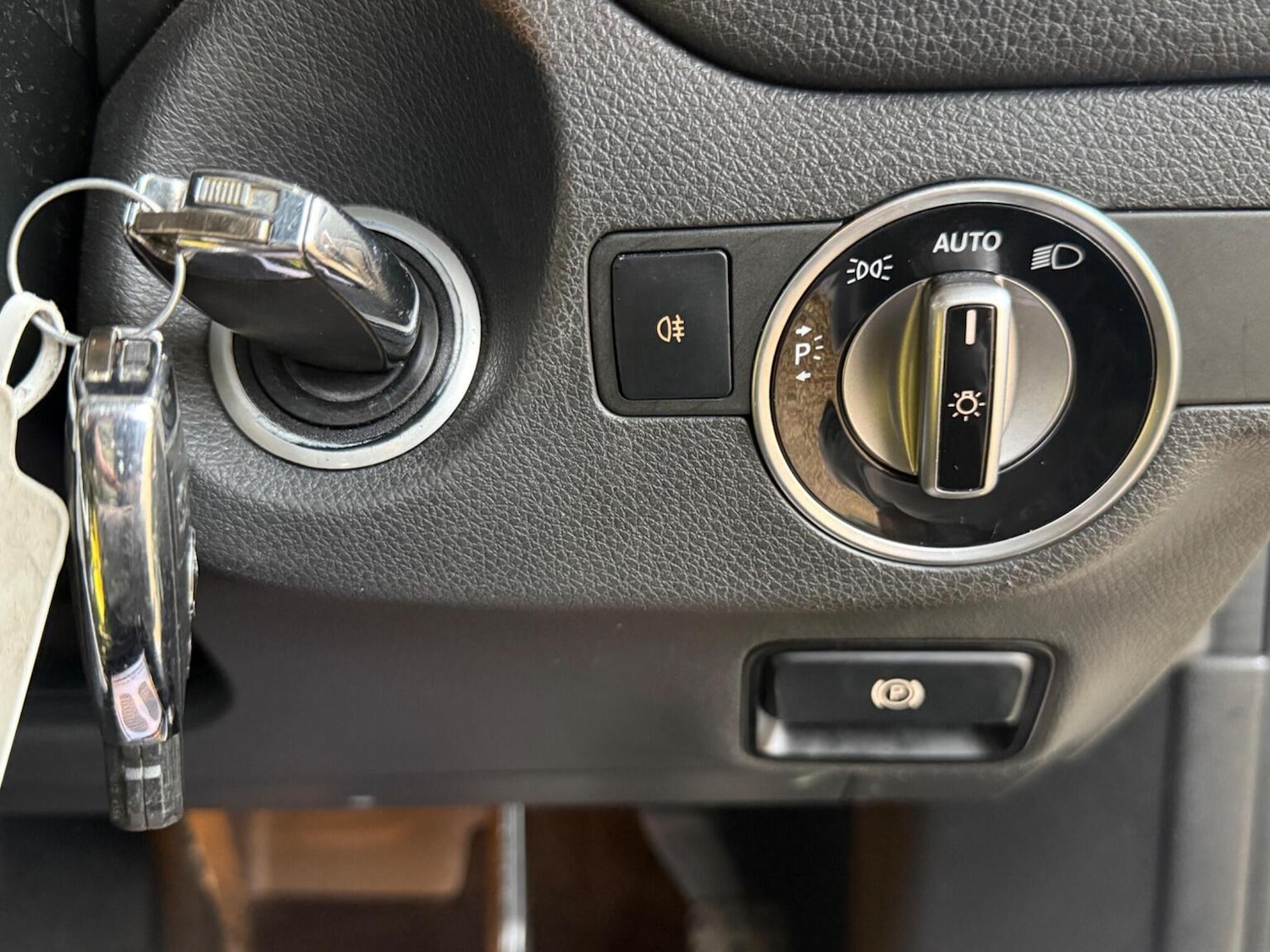 Used Mercedes-Benz CLA 2014 for sale - 76830356: Photo 47