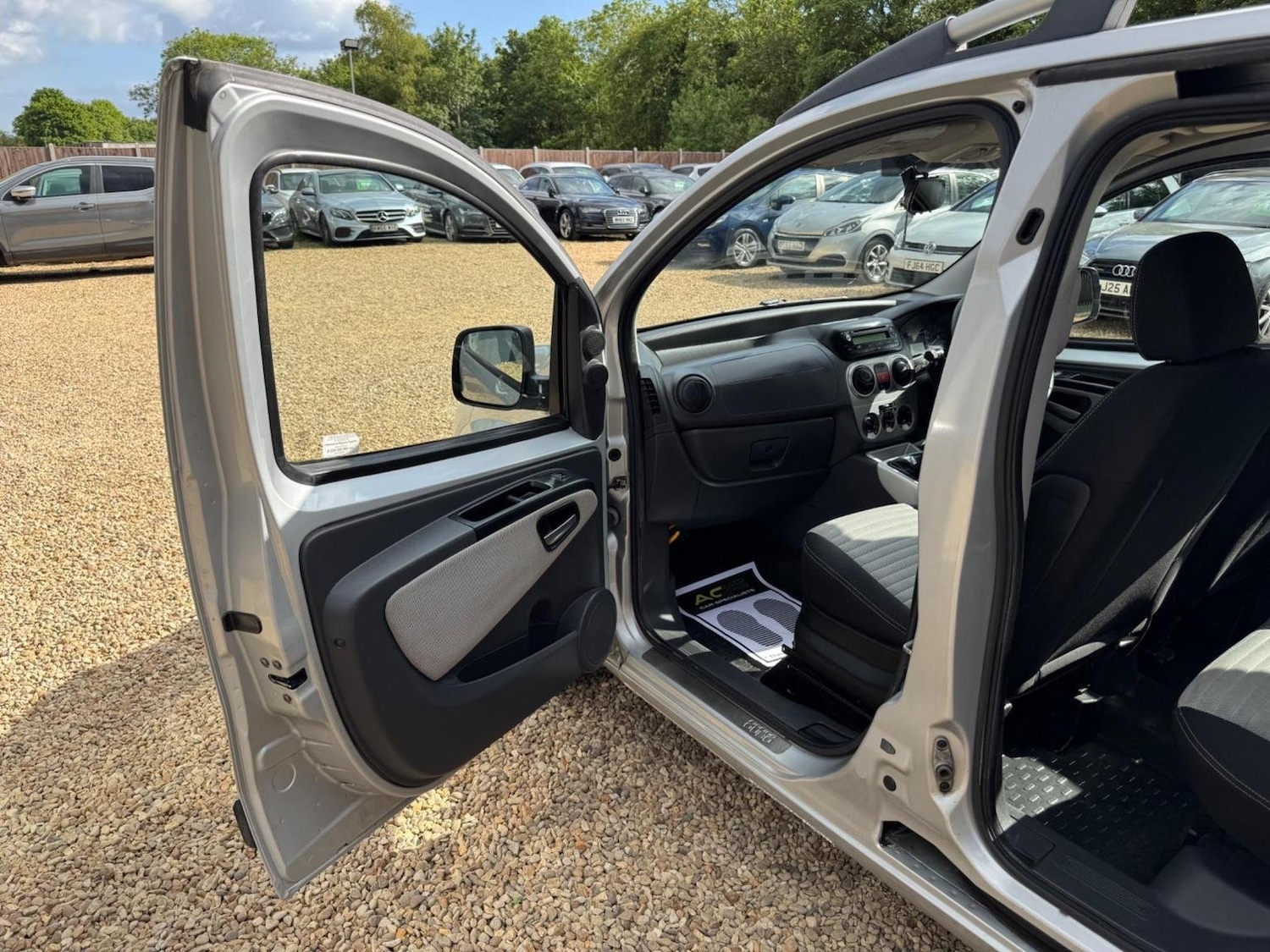 Vehicle 29