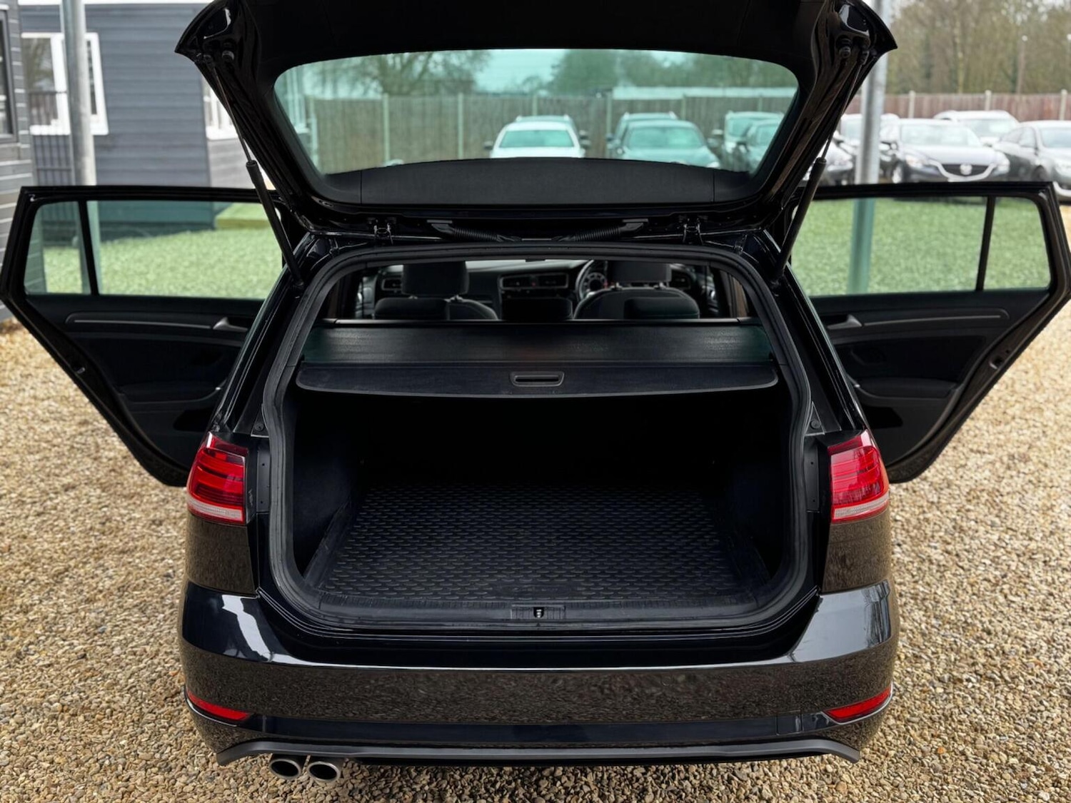 Used Volkswagen Golf 2019 for sale - 77774759: Photo 29