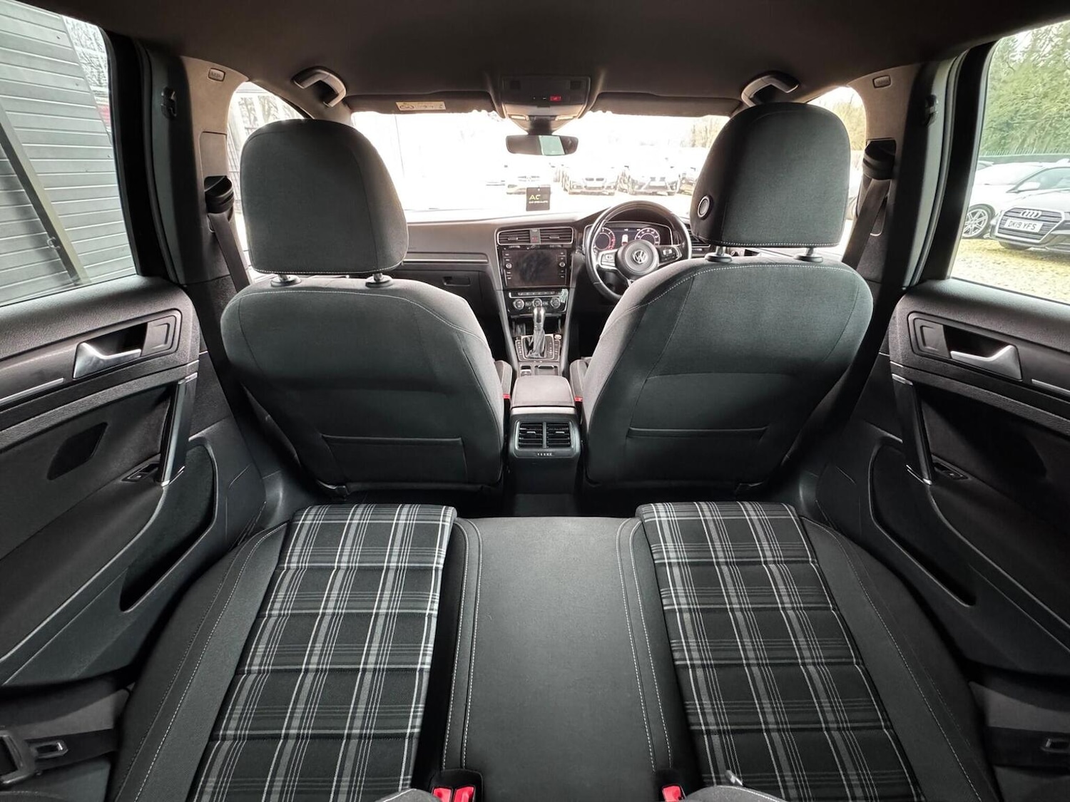 Used Volkswagen Golf 2019 for sale - 77774759: Photo 31