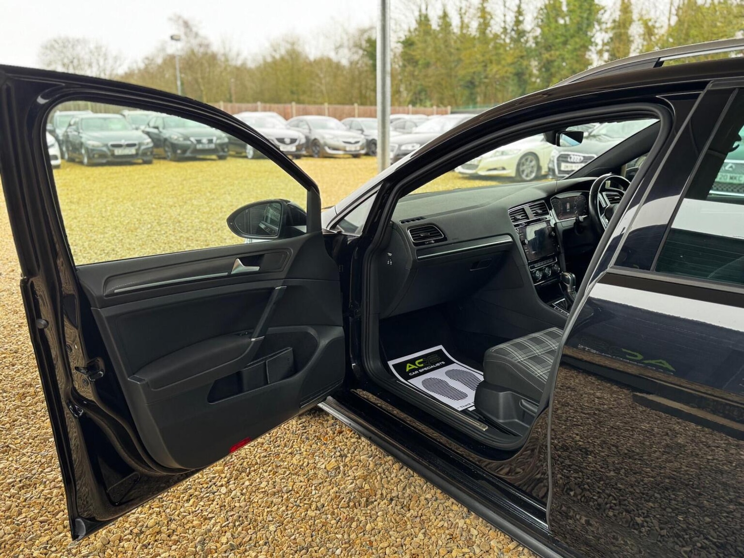 Used Volkswagen Golf 2019 for sale - 77774759: Photo 35