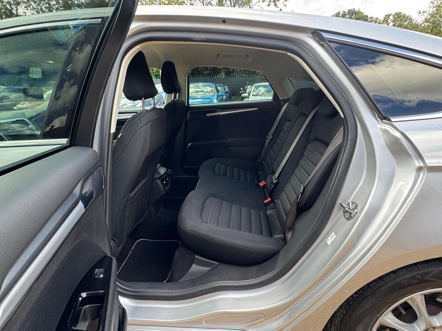 Used Ford Mondeo 2018 for sale - 76005538: Photo 31