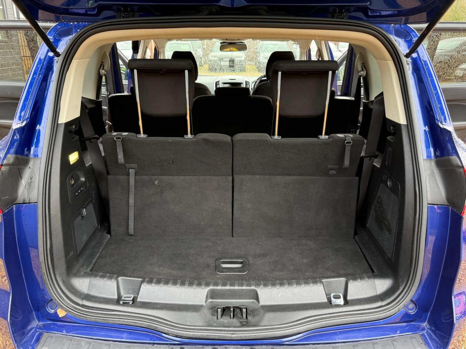 Used Ford S-Max 2016 for sale - 76618639: Photo 28