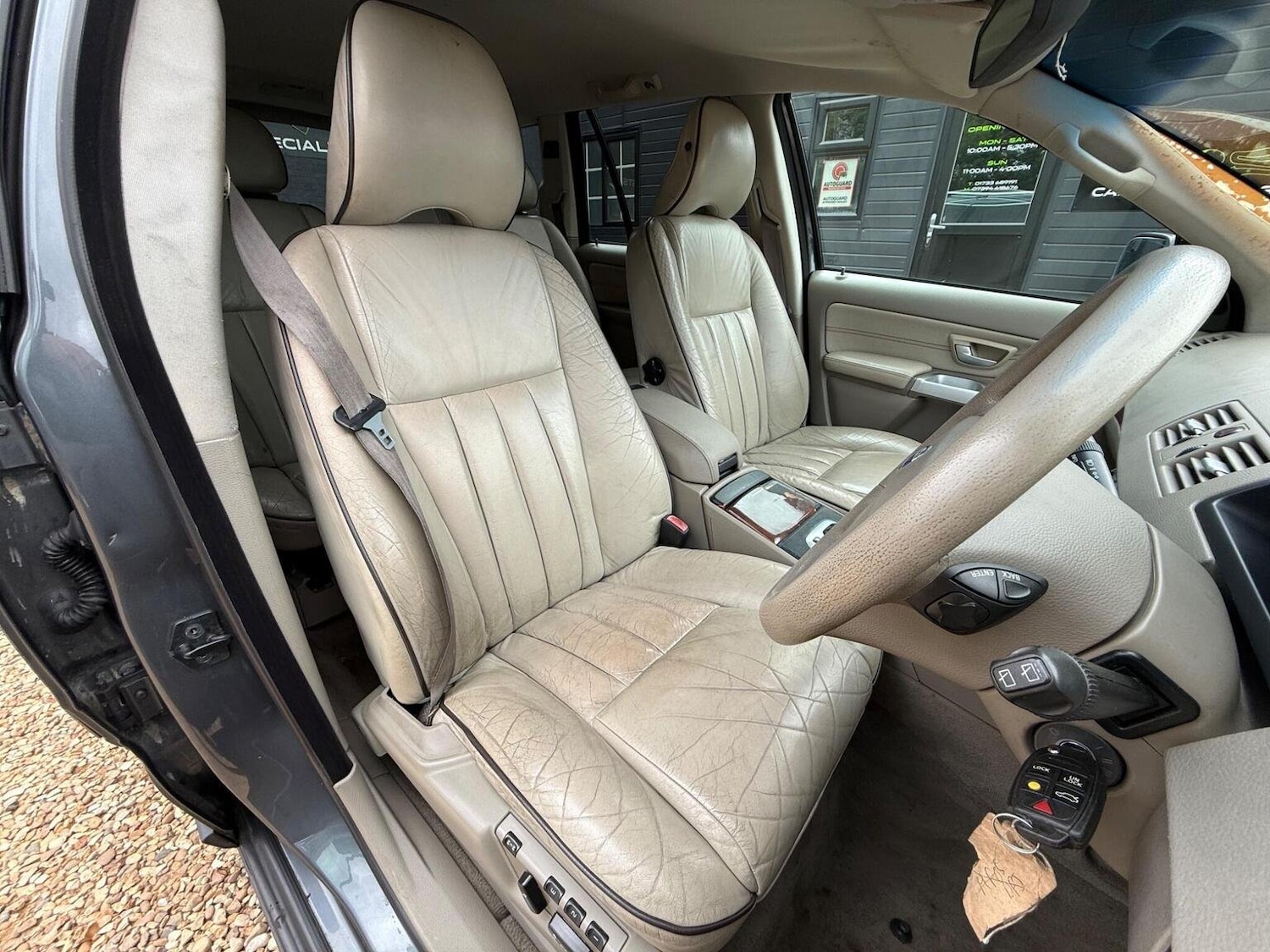 Used Volvo XC90 2005 for sale - 76041041: Photo 12