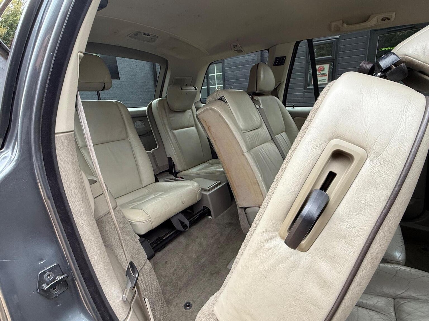 Used Volvo XC90 2005 for sale - 76041041: Photo 16