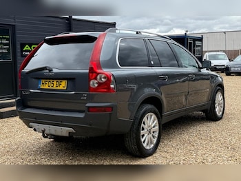 Used Volvo XC90 2005 for sale - 76041041: Photo 2