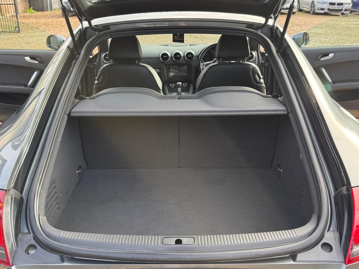 Used Audi TT 2012 for sale - 76687216: Photo 26