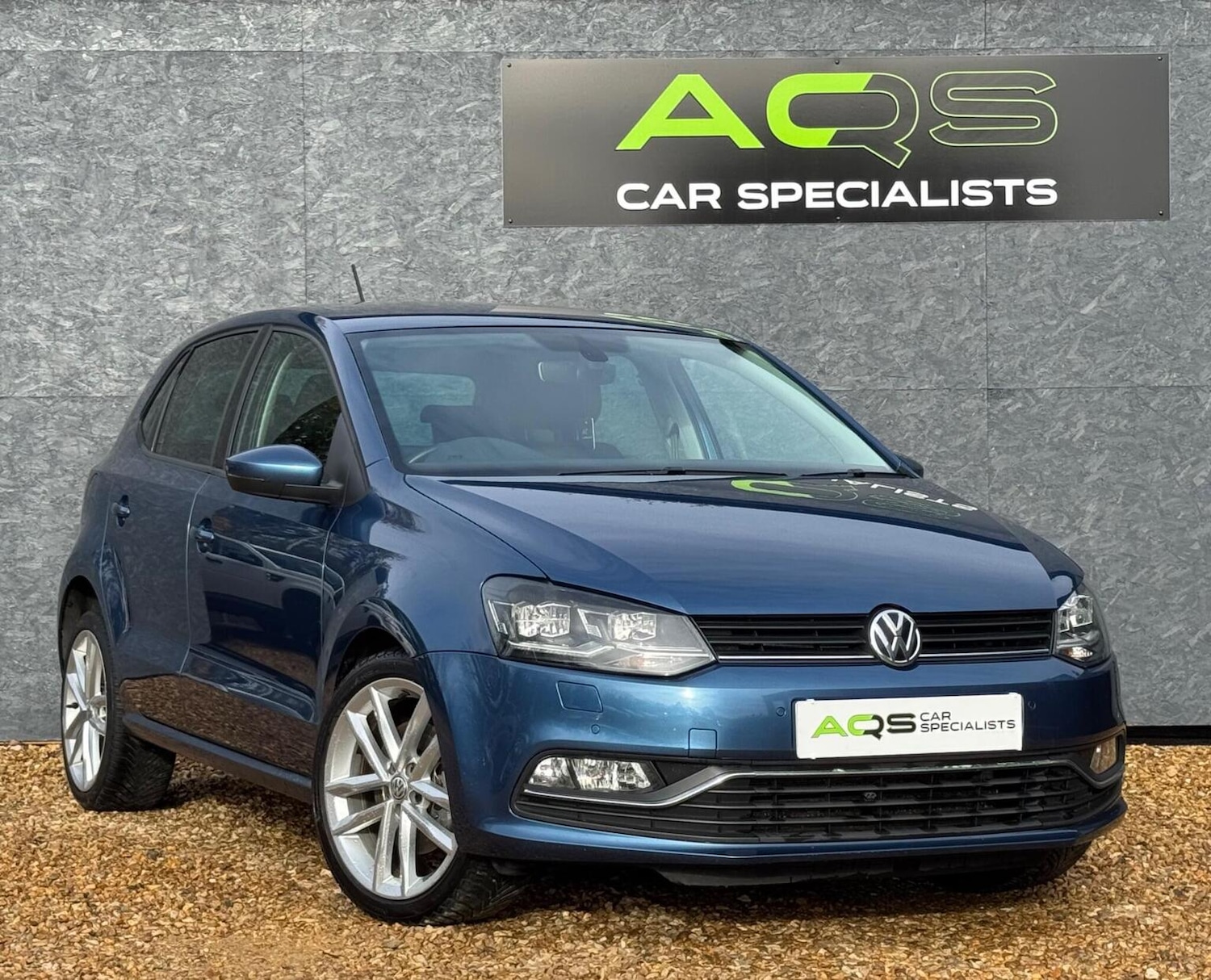 Used Volkswagen Polo 2016 for sale - 76596553: Photo 1