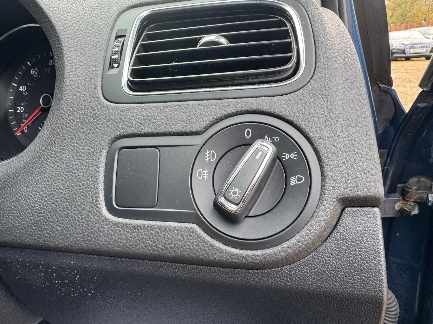 Used Volkswagen Polo 2016 for sale - 76596553: Photo 42