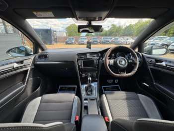 Used Volkswagen Golf 2016 for sale - 74808120: Photo