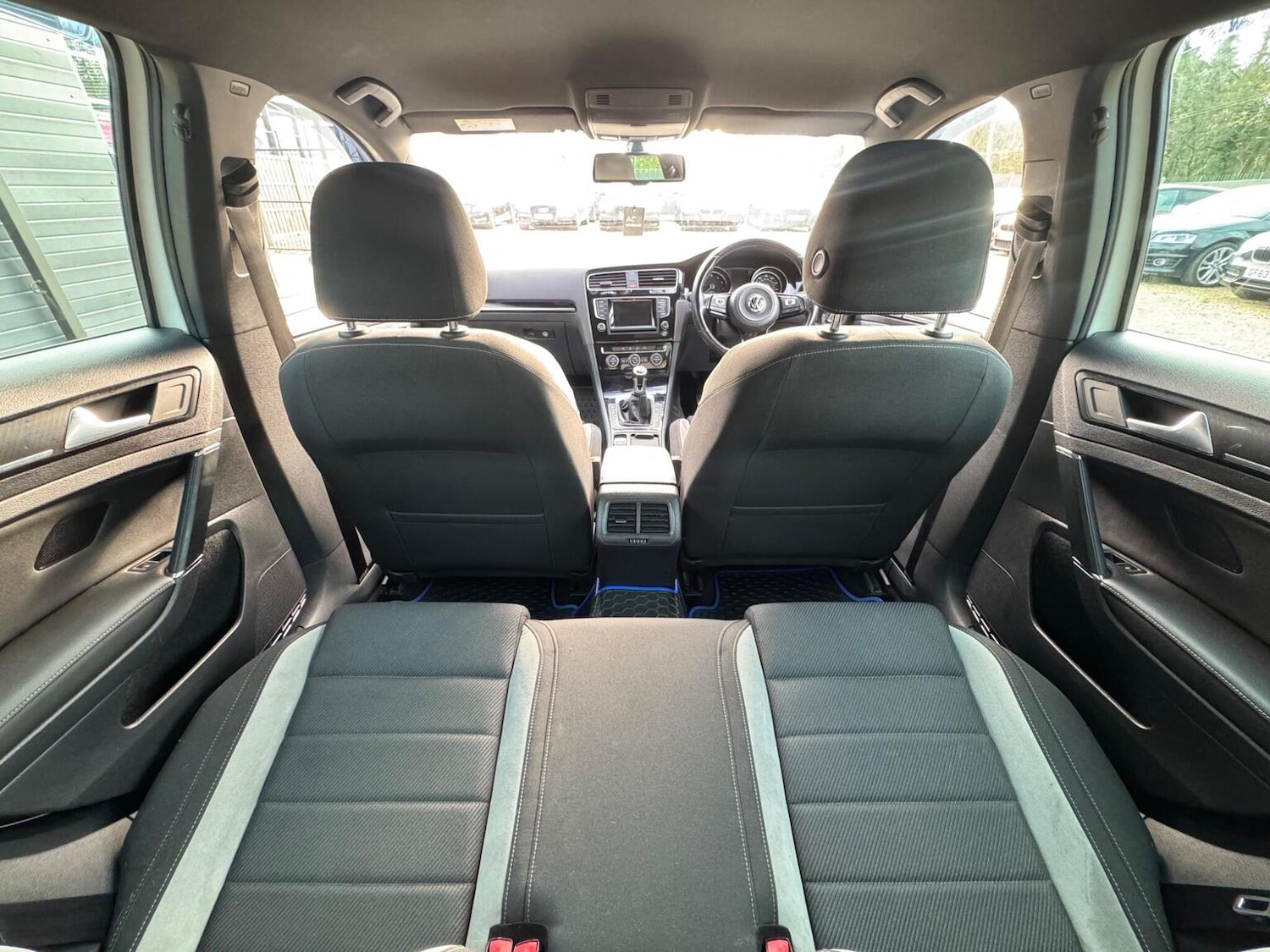 Used Volkswagen Golf 2015 for sale - 76618628: Photo 29