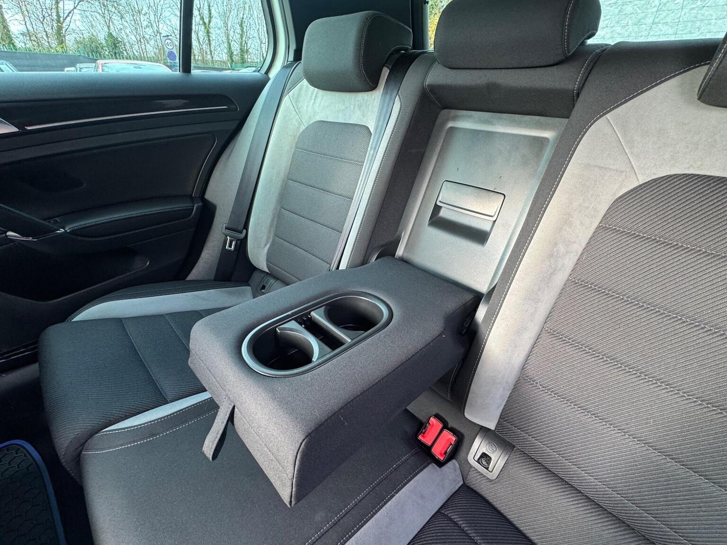 Used Volkswagen Golf 2015 for sale - 76618628: Photo 34