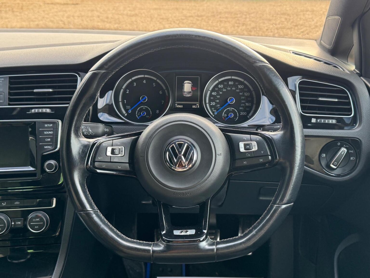 Used Volkswagen Golf 2015 for sale - 76618628: Photo 39