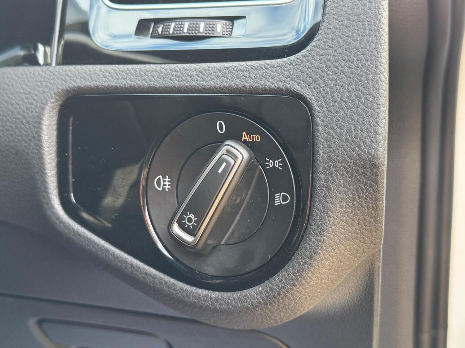 Used Volkswagen Golf 2015 for sale - 76618628: Photo 45