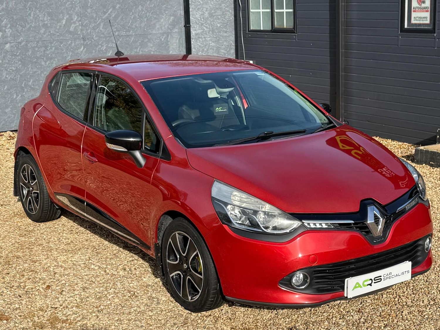 Used Renault Clio 2013 for sale - 76430951: Photo 12