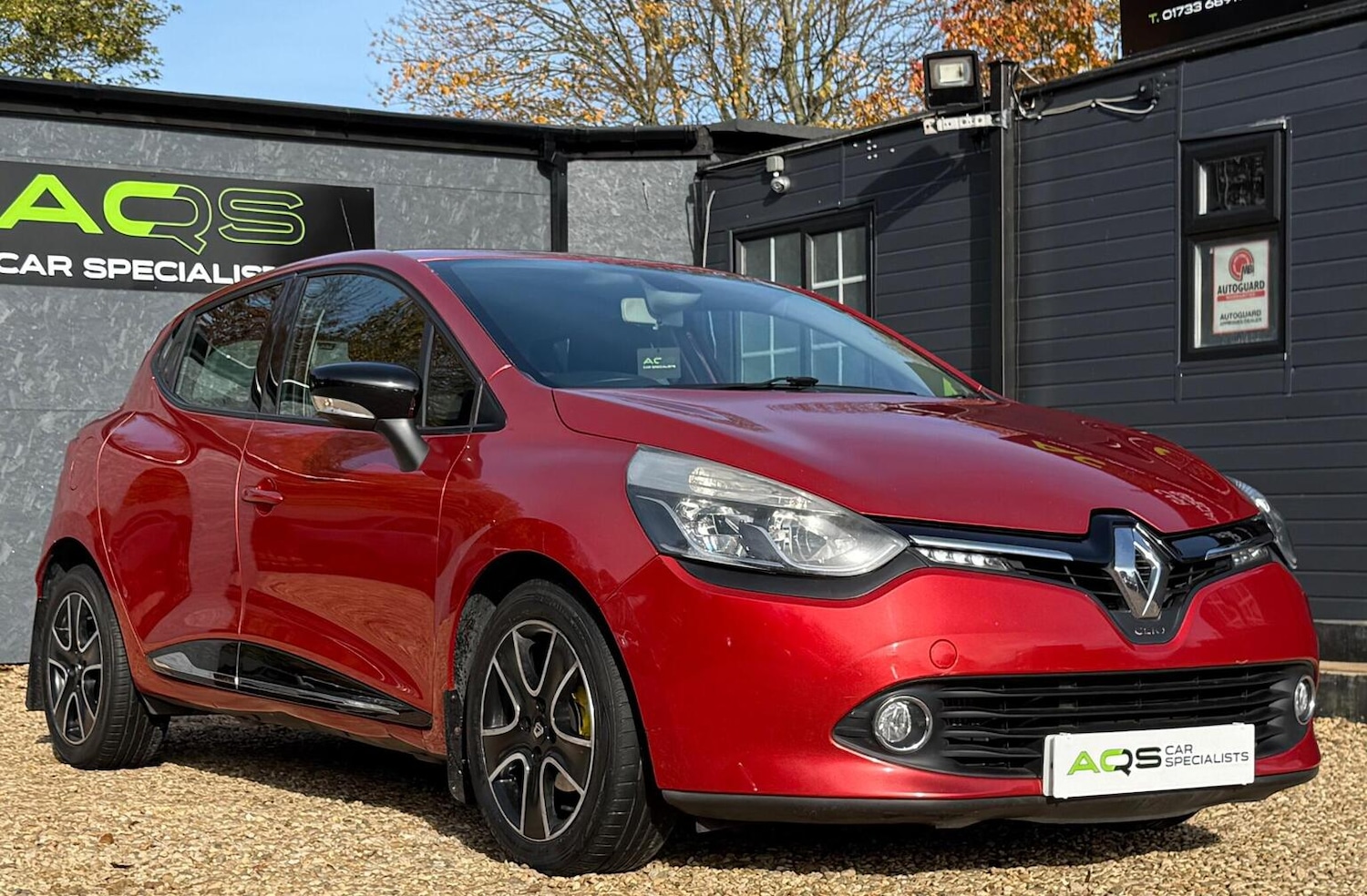 Used Renault Clio 2013 for sale - 76430951: Photo 15