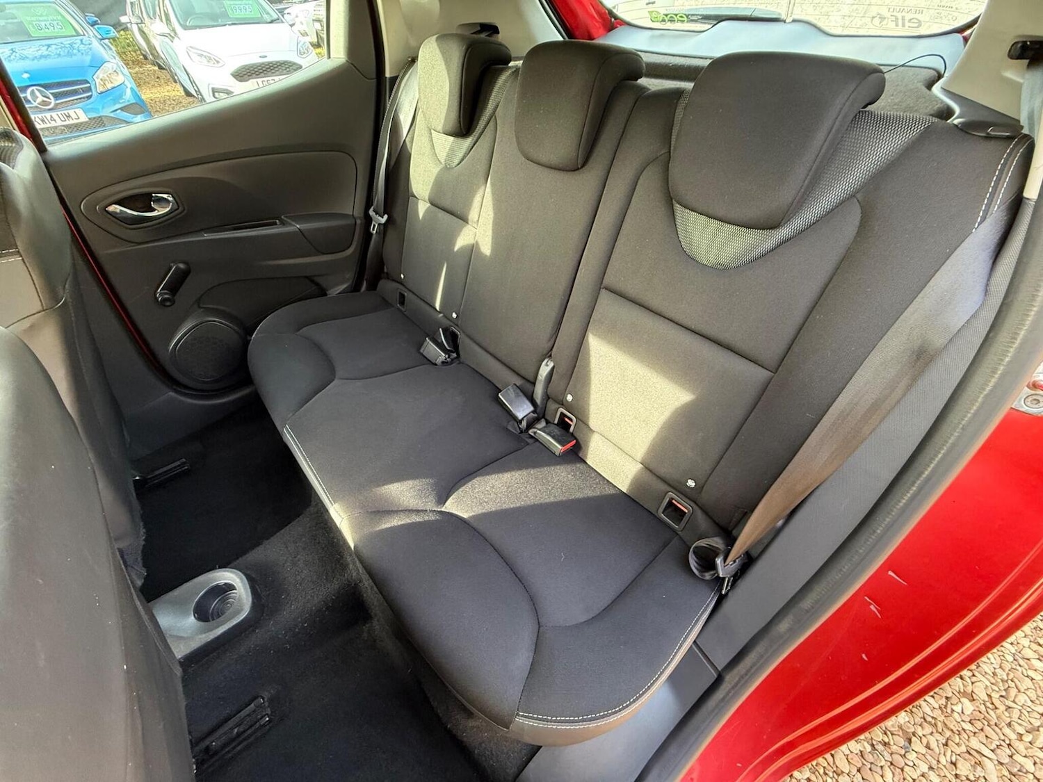 Used Renault Clio 2013 for sale - 76430951: Photo 32