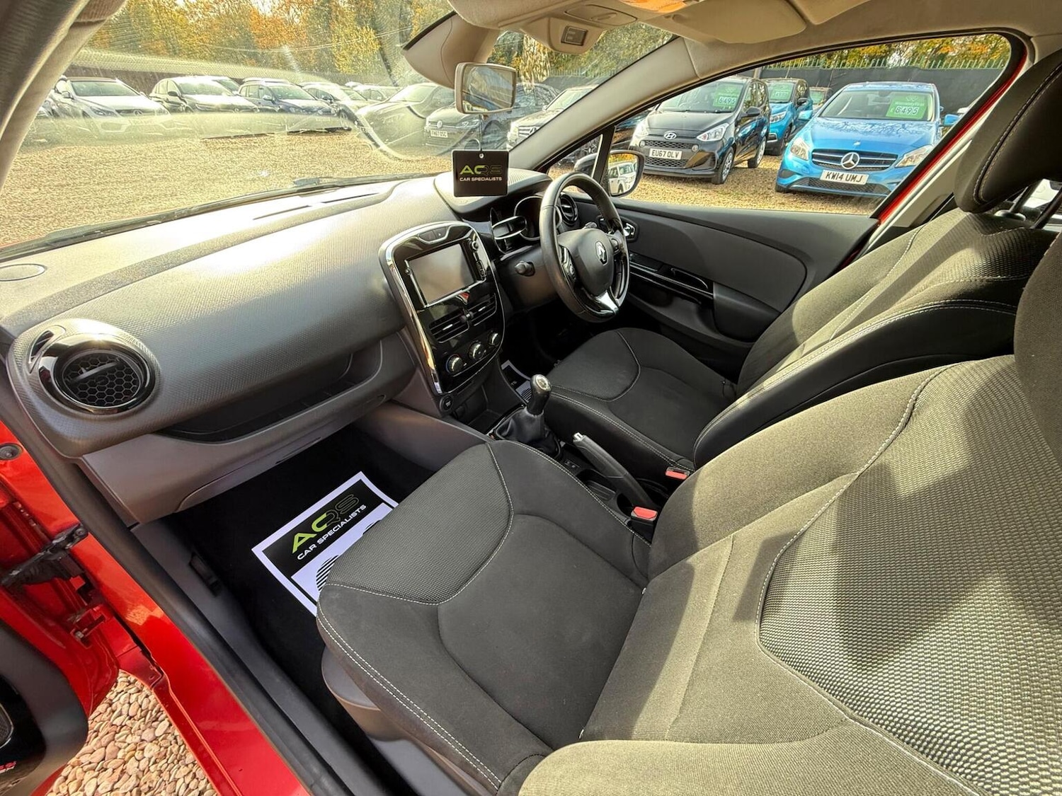 Used Renault Clio 2013 for sale - 76430951: Photo 36