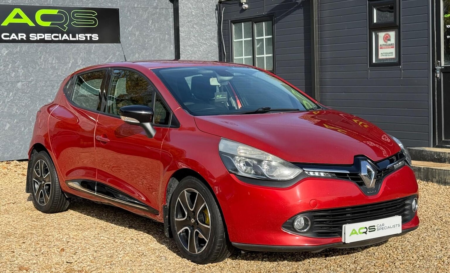 Used Renault Clio 2013 for sale - 76430951: Photo 4